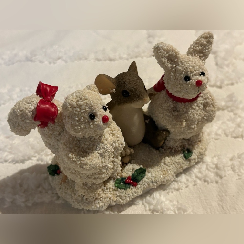 Charming Tails by Fitz and Floyd. “Frosty Friends” figurine